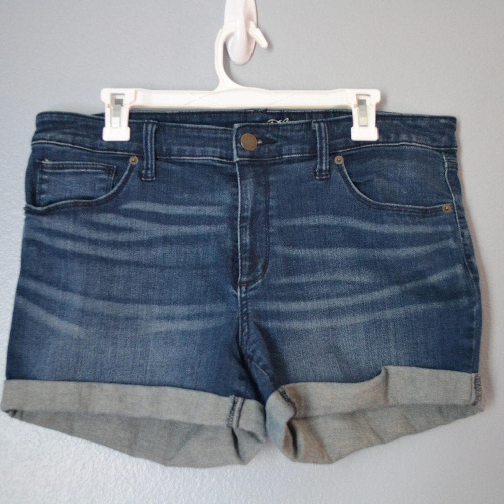 Universal Thread Jean Shorts